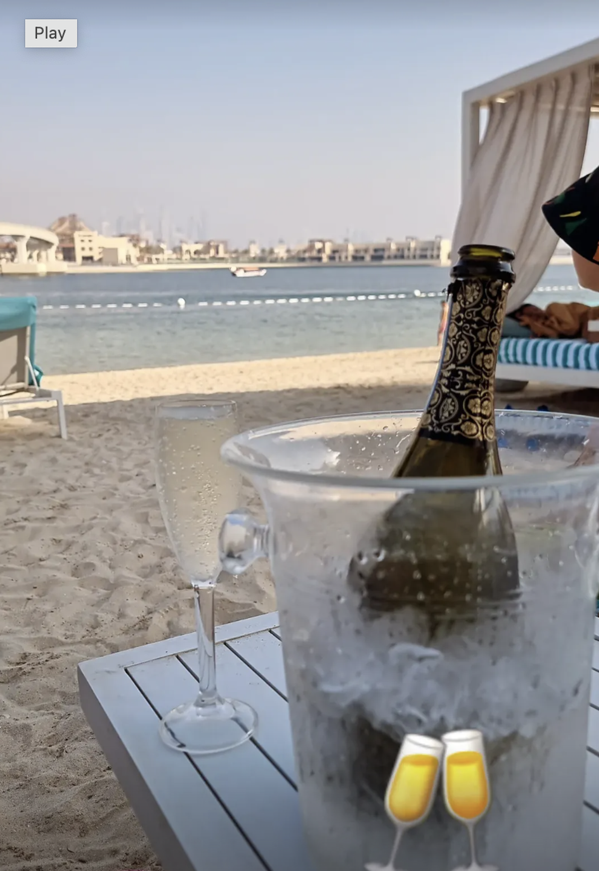 Constantin Budescu, în vacanță în Dubai