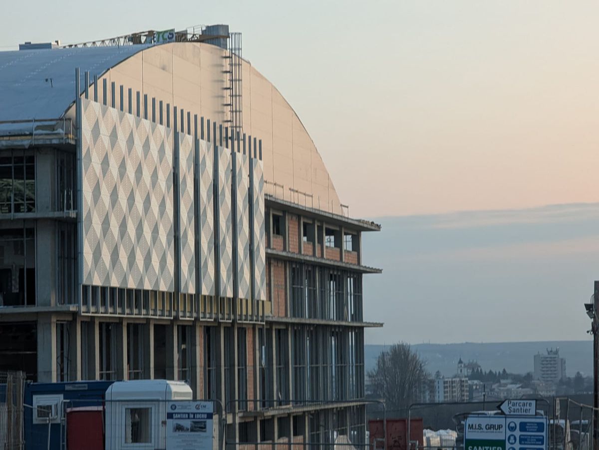 Bijuteria din nord-estul României prinde contur » Arena de 35.000.000 de euro va fi gata în septembrie