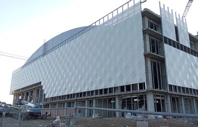 Cum arată cea mai mare Polivalentă din zona Moldovei: 35.000.000 de euro, integrare cu un Aqua Park, restanțe la utilități și plăți! Când va fi gata „bijuteria”