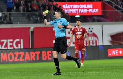 Deține cel mai nedorit record al actualului sezon al Superligii! » Are cele mai multe penalty-uri comise