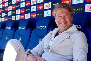 Florin Răducioiu, „vizită foarte specială” la fosta echipă: „Sunt fericit să mă întorc pe acest stadion legendar”