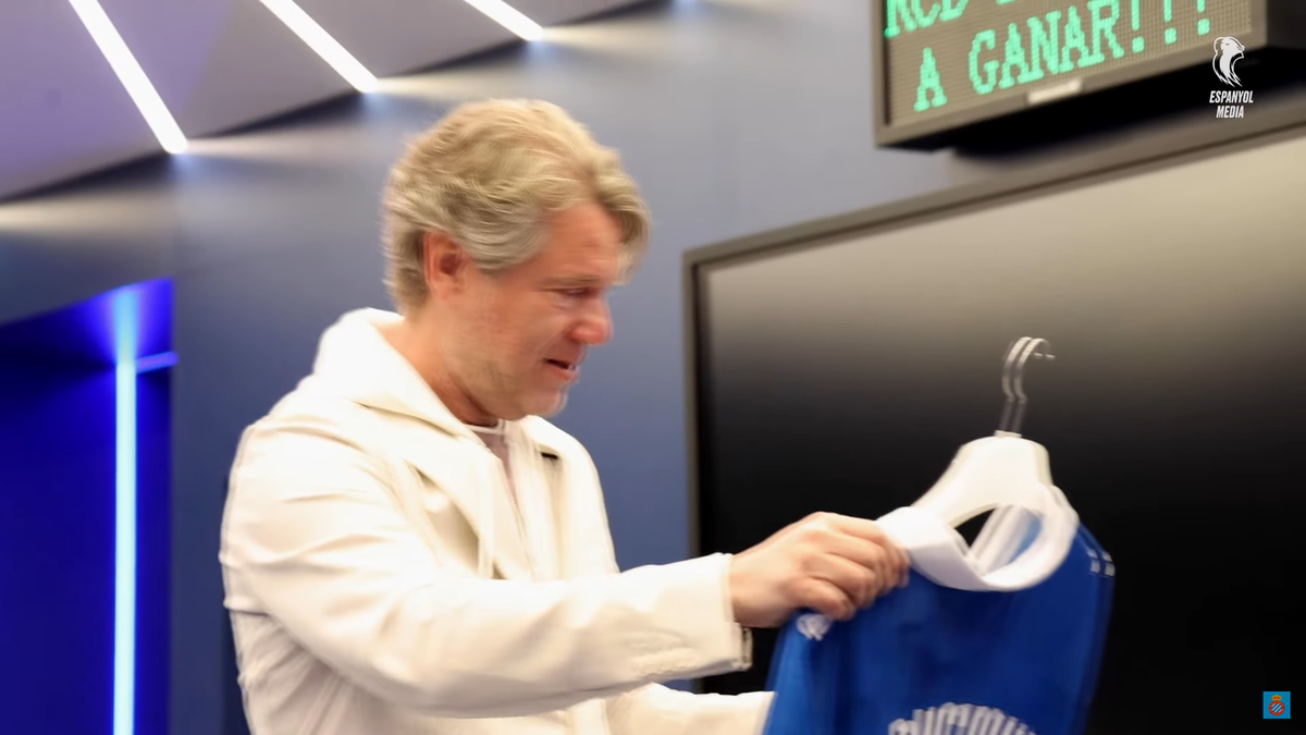 Florin Răducioiu, „vizită foarte specială” la fosta echipă: „Sunt fericit să mă întorc pe acest stadion legendar”