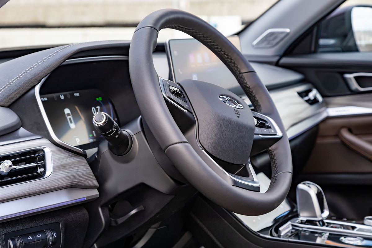 Chinezii atacă piața SUV-urilor din România » Cum arată modelele care vor concura cu Dacia Bigster și Duster