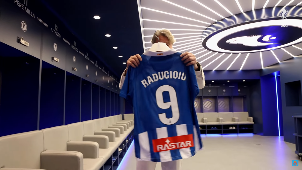 Florin Răducioiu, „vizită foarte specială” la fosta echipă: „Sunt fericit să mă întorc pe acest stadion legendar”