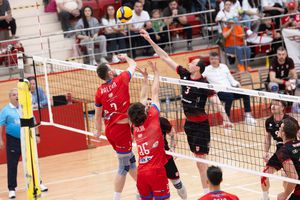 Dinamo București a realizat surpriza în fața marii rivale și s-a calificat în finala Campionatului Național