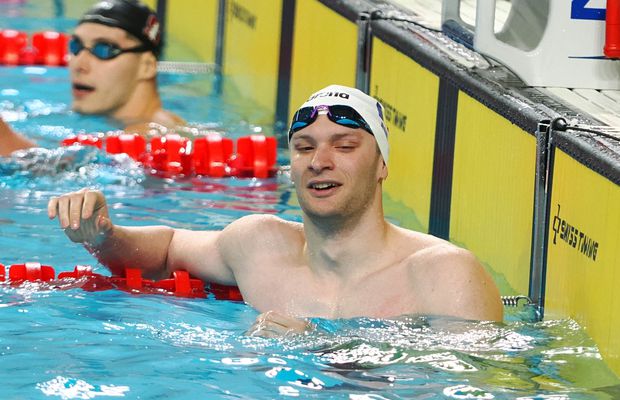 Patrick Dinu a fost învins de David Popovici în cursa de 100 m liber, însă înotătorul care studiază la Princeton a realizat un nou record personal