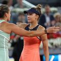 Jaqueline Cristian și Aryna Sabalenka după meciul de la Madrid Foto: Guliver/GettyImages