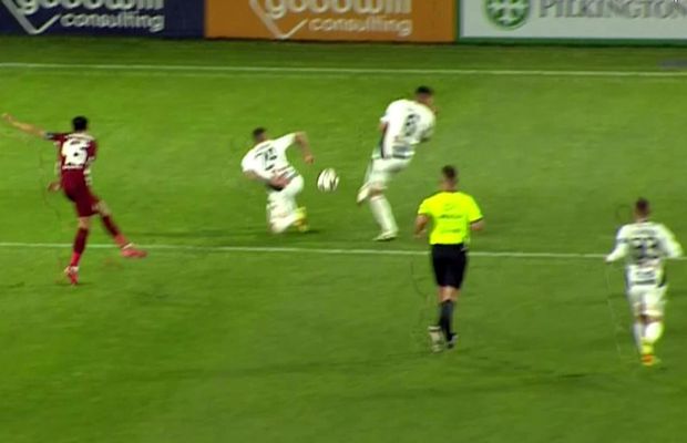 Szabolcs Kovacs n-a avut dubii! Pentru ce a acordat penalty în CFR Cluj - U Cluj