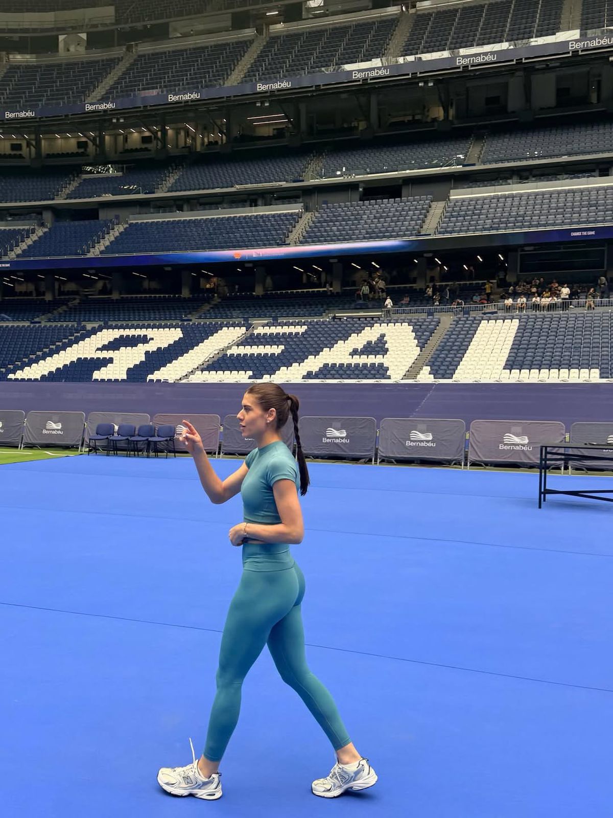 Sorana s-a antrenat pe „Bernabeu”, iar colega din circuit nu s-a putut abține: „Ai corpul ideal”