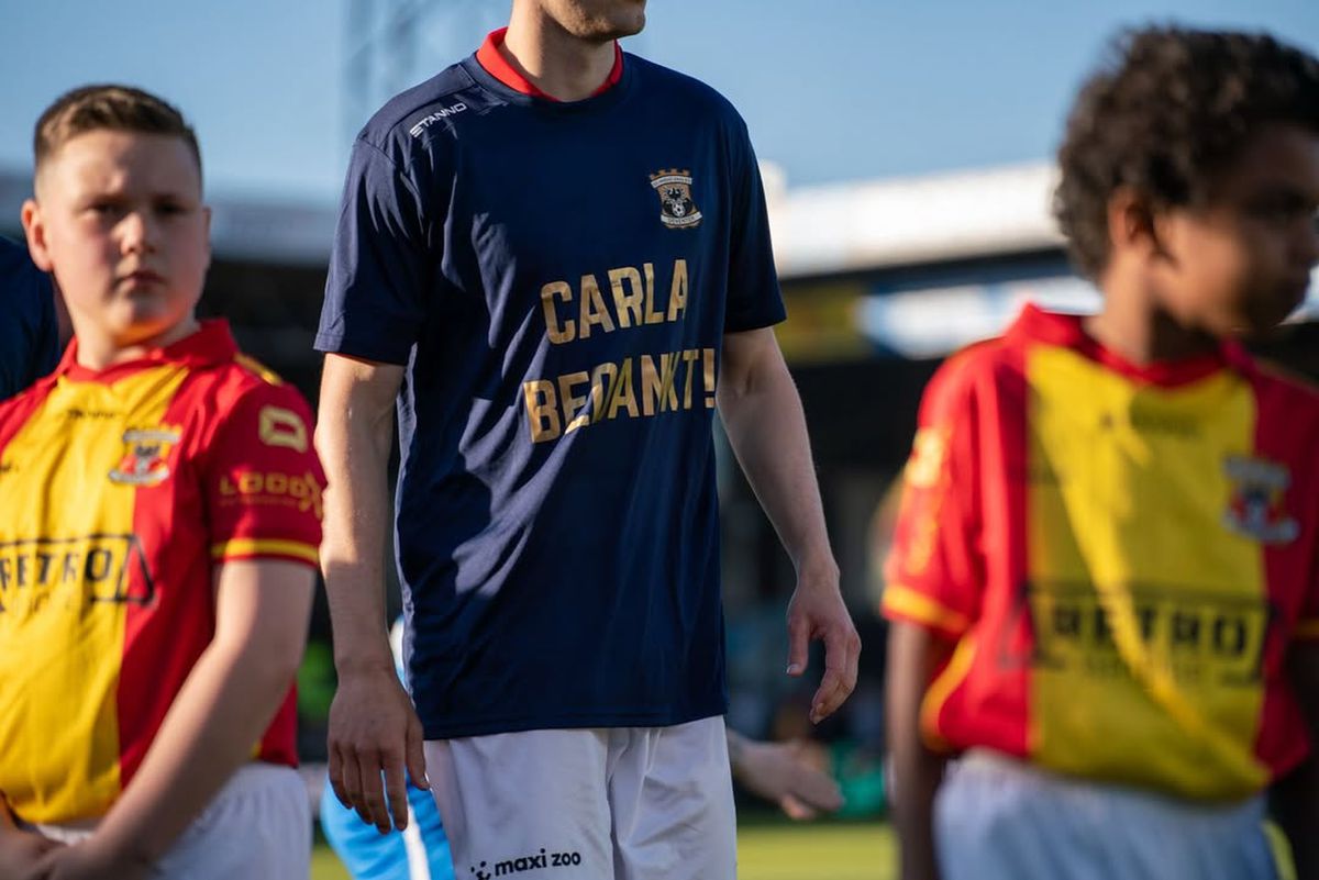 Gest antologic! Cum a ajuns magazionera Carla eroina unei scenografii memorabile în prima ligă