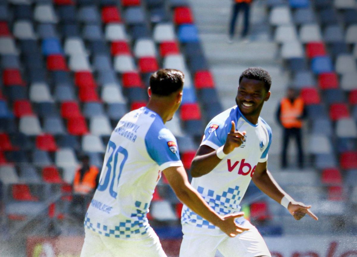 Poza pentru articolul Steaua - Corvinul, ultimul meci al etapei #6 din play-off-ul Ligii 2 » Vine și golul 4