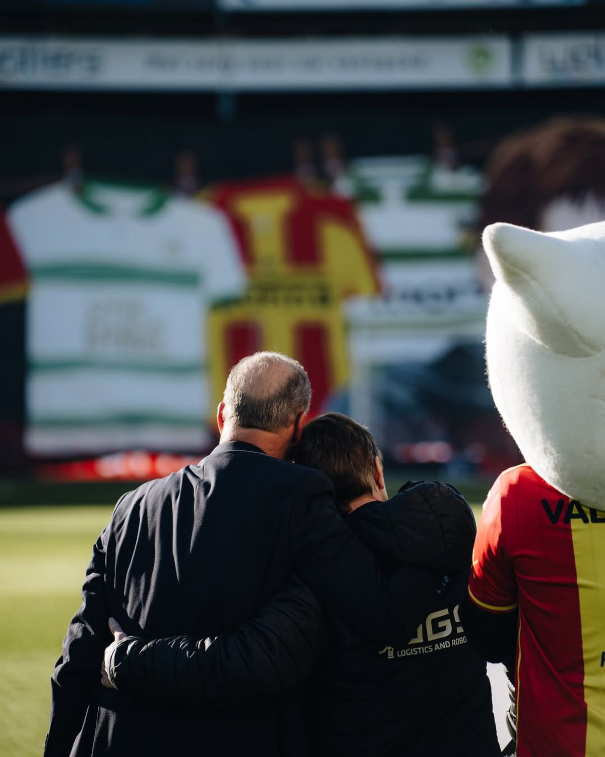 „Carla, legendă a clubului” » Scenografie spectaculoasă pentru magazionera care s-a pensionat după 27 de ani