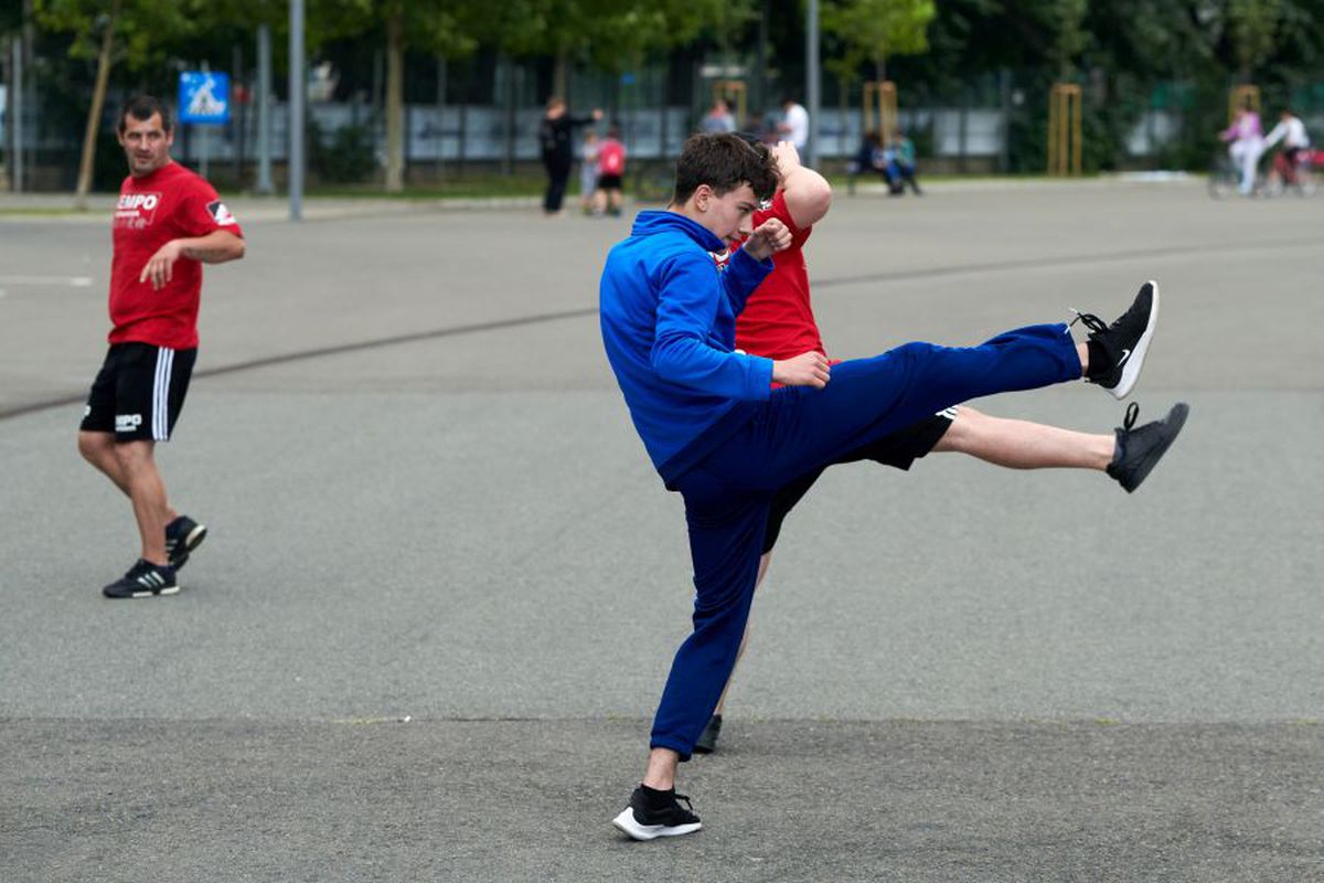 Se dezintegrează înaintea reluării campionatului: 3 jucători au plecat de la echipă! Un lider din vestiar devine liber în 15 zile
