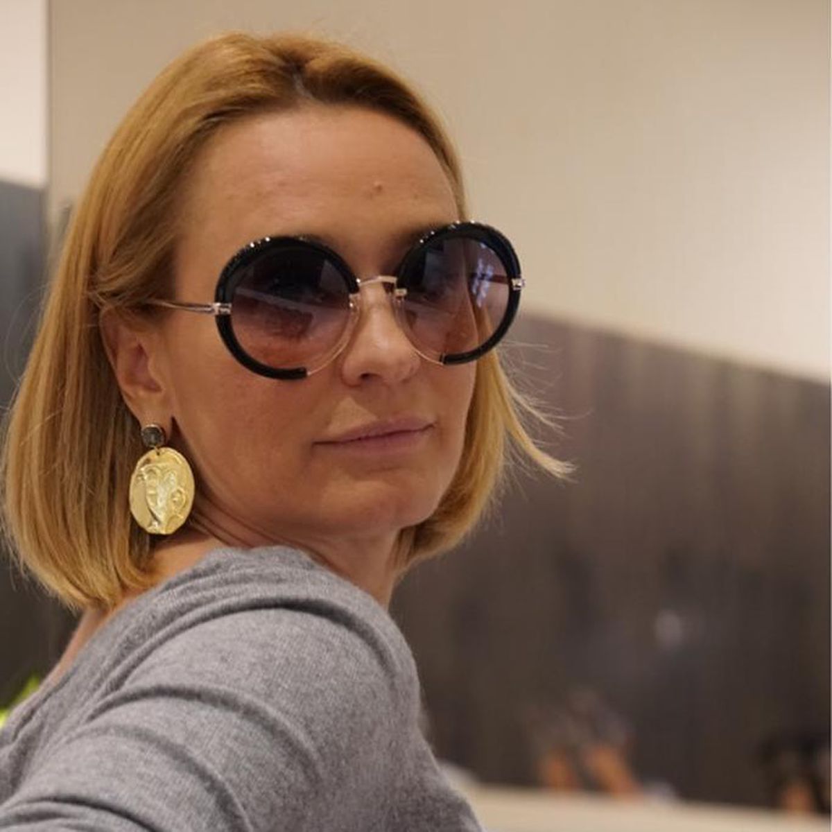 Andreea Esca a „trădat-o” pe Dinamo! » A cântat pe aeroport imnul unei mari rivale