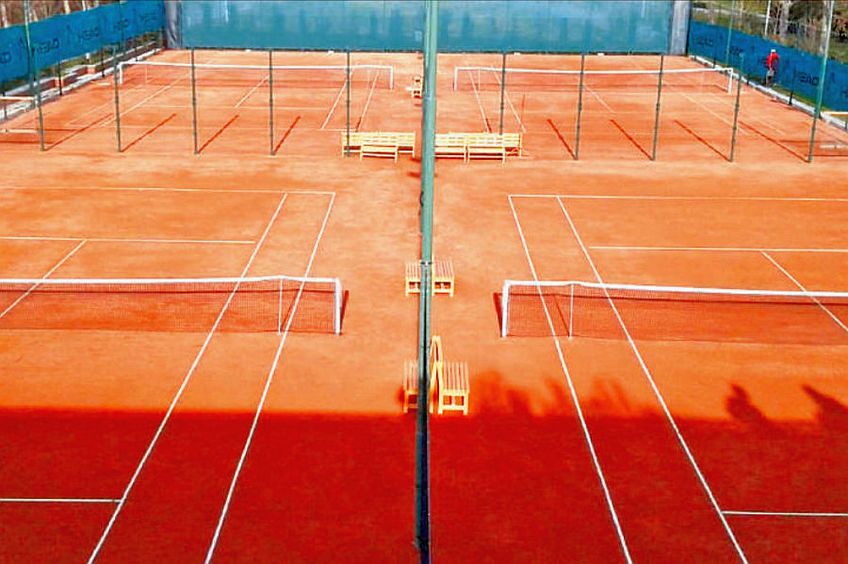 Terenurile de tenis au fost goale în această perioadă