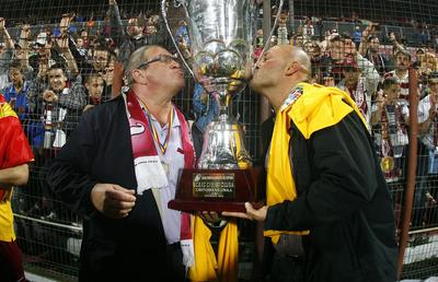 EXCLUSIV Legăturile neștiute dintre Traian Băsescu și titlurile câștigate de CFR Cluj și Unirea Urziceni: „Totul se juca în culise, știți ce poate să facă un arbitru”