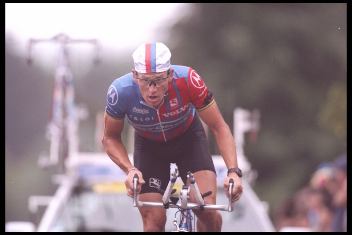 Marele regret din cariera lui Lance Armstrong: „Eddy Merckx m-a sunat instant: «E o mare greșeală ce ai făcut»”