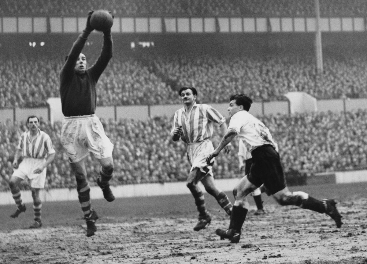 Liverpool, formă de zile mari înainte de revenirea Premier League » Victorie cu 6-0 în cel mai recent meci