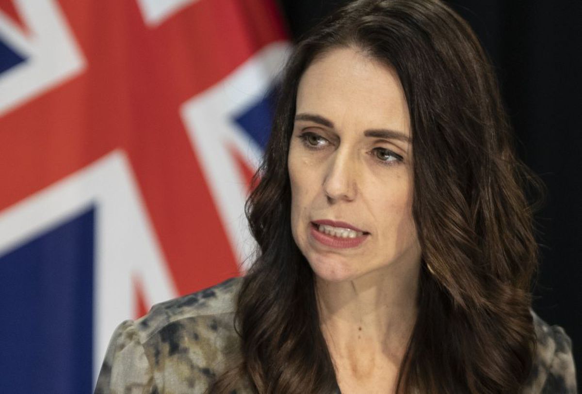 VIDEO Câtă stăpânire! Cum a reacționat Jacinda Ardern, premierul Noii Zeelande, surprinsă în direct de un cutremur puternic