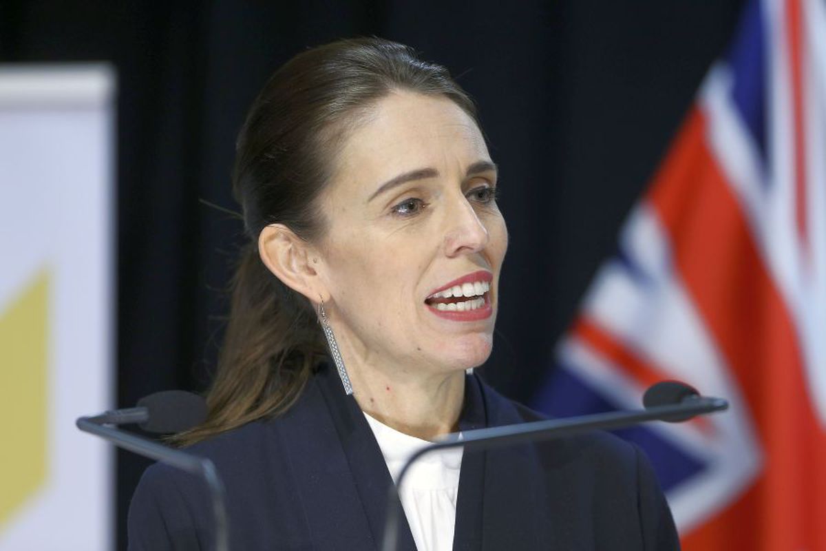 VIDEO Câtă stăpânire! Cum a reacționat Jacinda Ardern, premierul Noii Zeelande, surprinsă în direct de un cutremur puternic