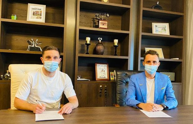 Transfer în pandemie! Reșița își face lot de promovare, iar pozele de prezentare se fac cu masca la gură