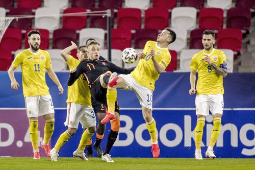 România U21 ar putea fi preluată de Nicolae Dică // foto: Imago