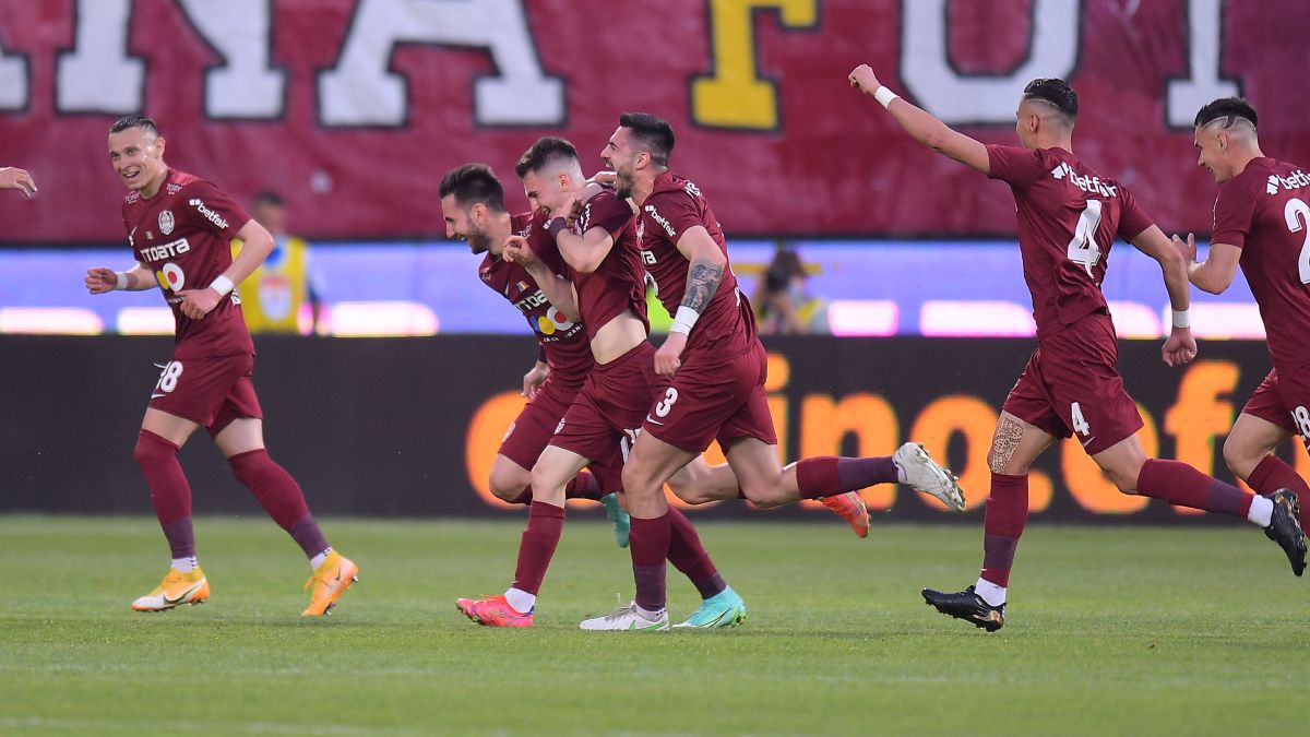 Ce stă în spatele hegemoniei CFR Cluj? Comparație uluitoare cu rivala FCSB