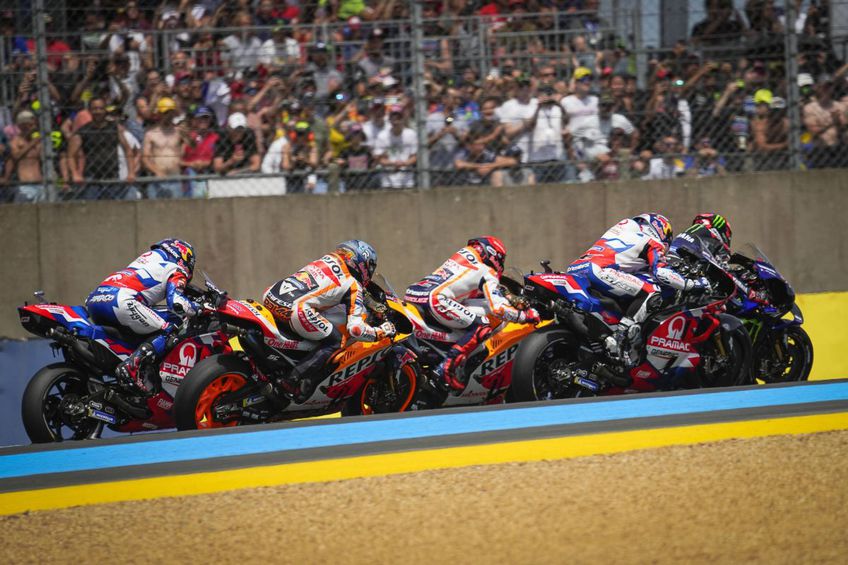 Piloții MotoGP în timpul Marelui Premiu al Franței
Foto: Imago