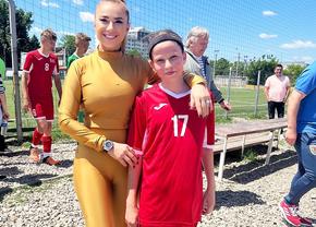 Acuzată că și-a „împins” fiul de 13 ani la lotul U15 al României, Anamaria Prodan răspunde tăios: „Frustrați! Nici nu le dau importanță”