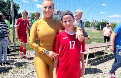 Acuzată că și-a „împins” fiul de 13 ani la lotul U15 al României, Anamaria Prodan răspunde tăios: „Frustrați! Nici nu le dau importanță”