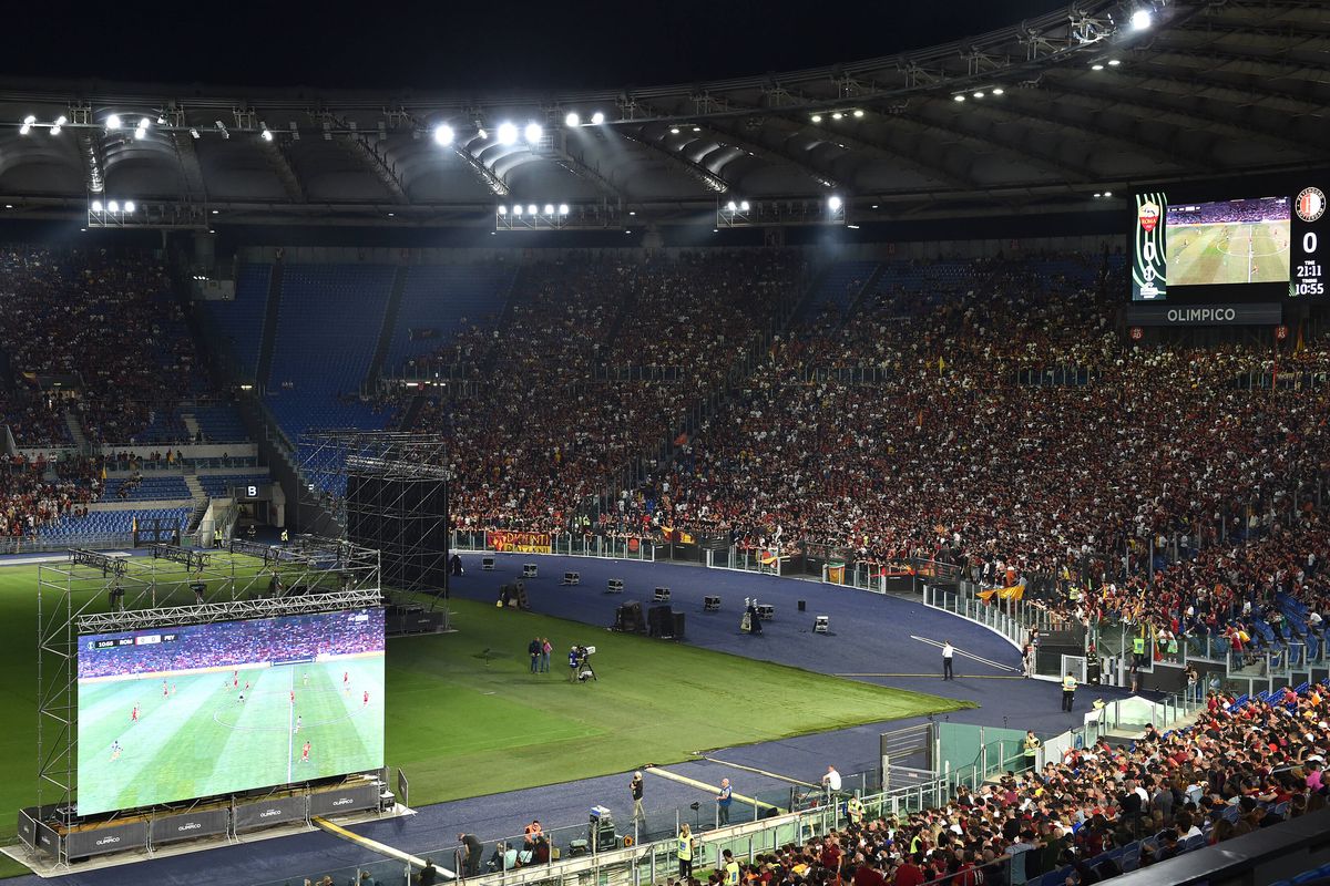 Atmosferă fabuloasă pe Stadio Olimpico, la finala AS Roma - Feyenoord