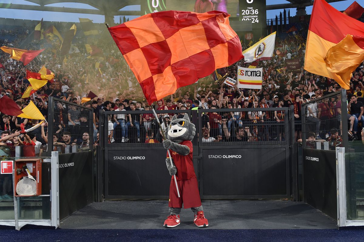 Atmosferă fabuloasă pe Stadio Olimpico, la finala AS Roma - Feyenoord