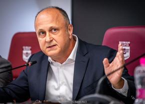 Noi contre, după atacul lui Șucu: „Pe cuvânt dacă auzisem de el. O să își prindă degetele la dulap”
