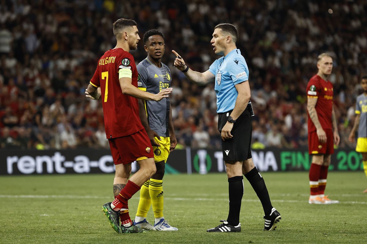 AS Roma - Feyenoord, prima finală Conference League, arbitrată de Istvan Kovacs