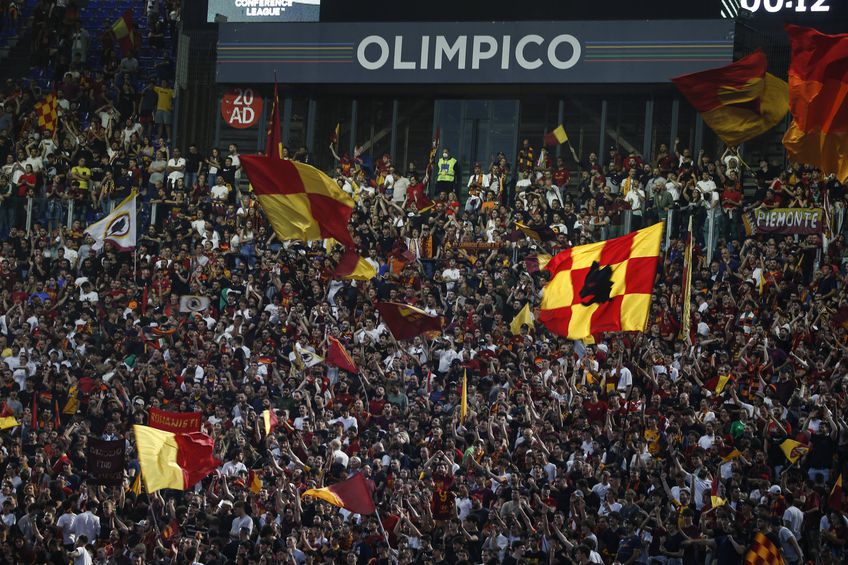 Peste 50.000 de fani italieni au fost prezenți pe Stadio Olimpico din primul minut al finalei Conference League, AS Roma - Feyenoord.