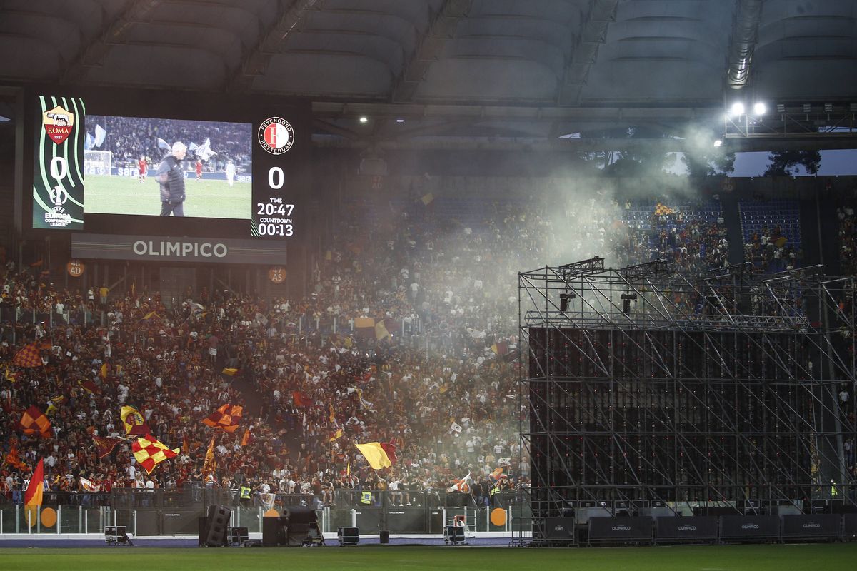 Atmosferă fabuloasă pe Stadio Olimpico, la finala AS Roma - Feyenoord