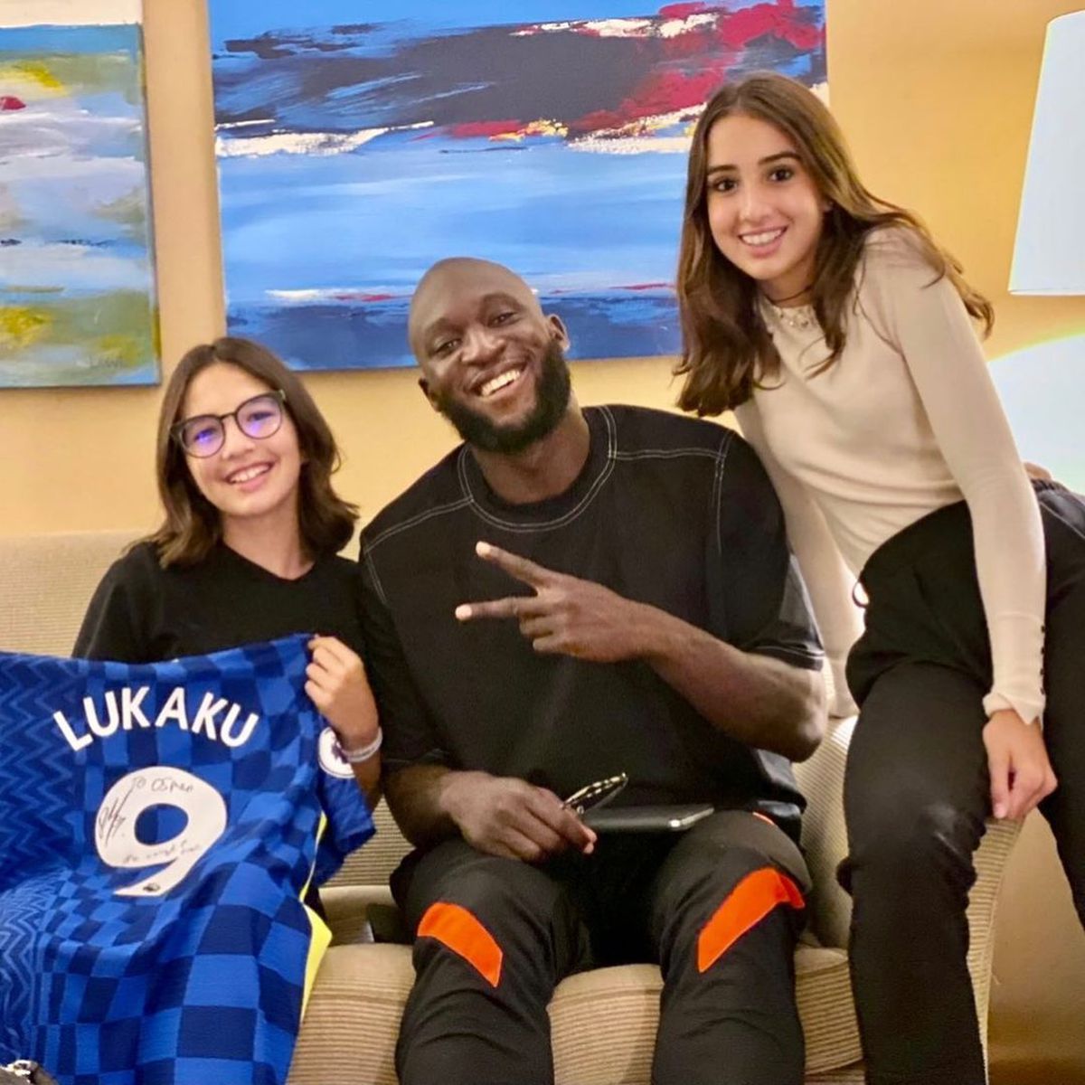 Ionuț Radu a semnat astăzi: „Bun venit în familie! Mult noroc”