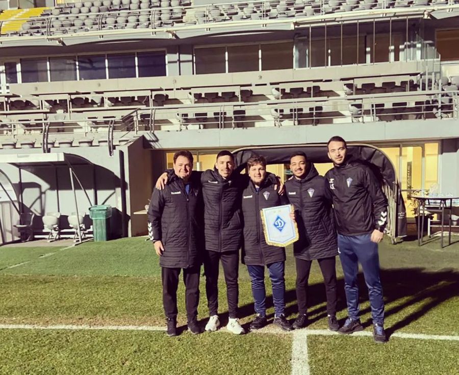 Dragoș Militaru și staff-ul său la amicalul Dinamo Kiev - Unirea Dej 5-1 Totul despre „sezonul perfect” al lui Dragoș Militaru la Unirea Dej: „În acel moment le-am spus «Ceva o să se întâmple cu noi, nu se poate!»” + Licență, emoții și improbabila prelungire