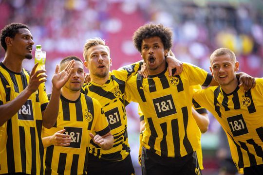 Sebastien Haller (primul din stânga), atacantul Borussiei Dortmund. 
Foto: Imago