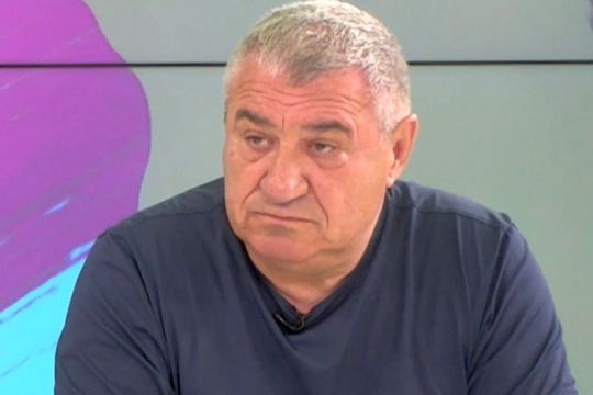 Victor Becali, impresar de jucători