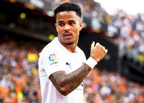 Jaf armat în Spania! Victimă e fiul lui Patrick Kluivert. Iubita lui a fost rănită în atac!