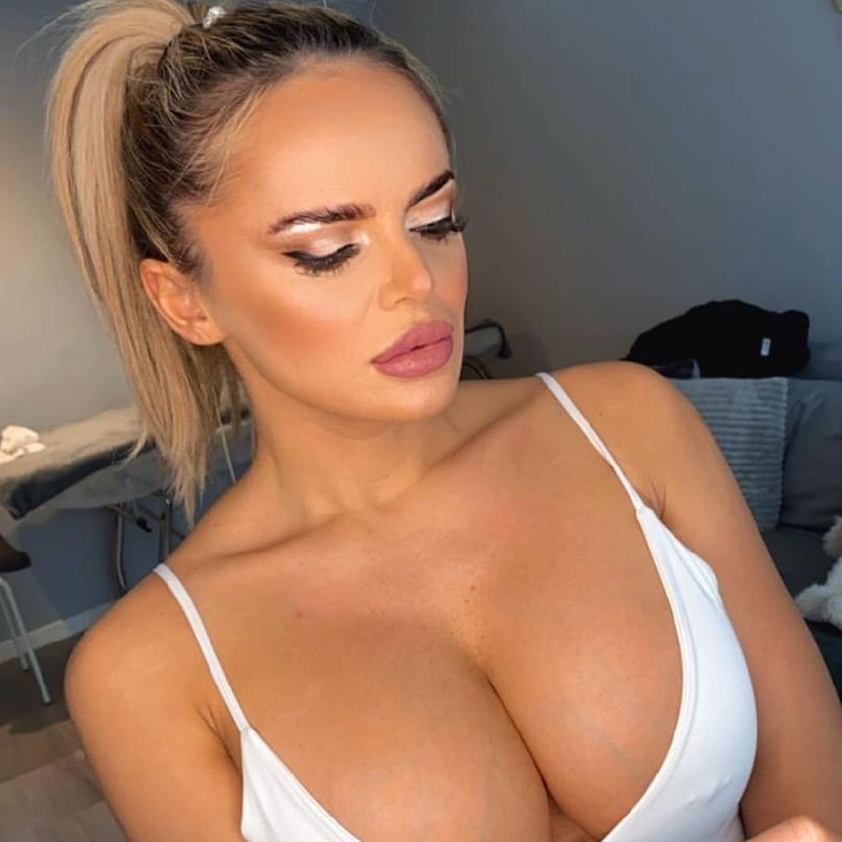 Antrenoarea româncă de kickboxing e cucerită de un bărbat însurat » Vrea să îi fie a doua nevastă: „Nu cred în monogamie”