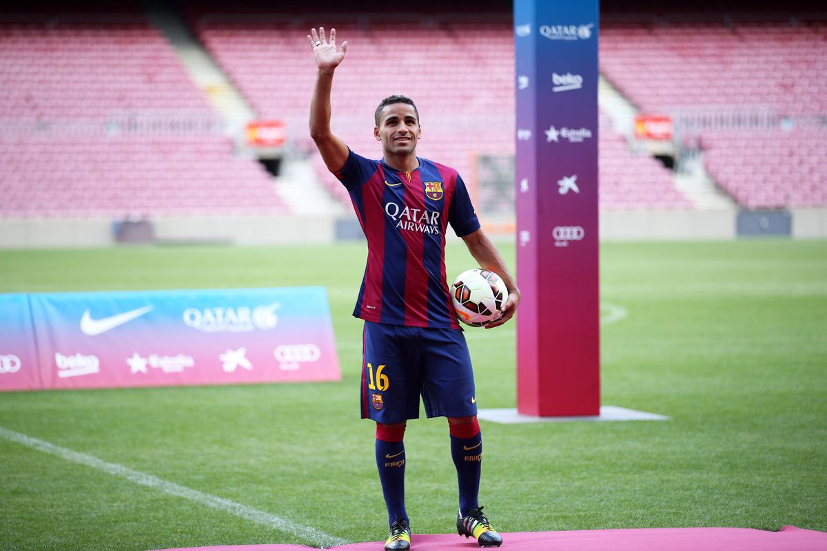 Douglas Santos, Barcelona