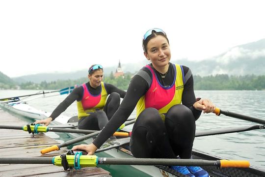 Simona Radiș și Ancuța Bodnar după cursa de azi Foto Balint Czucz Photography