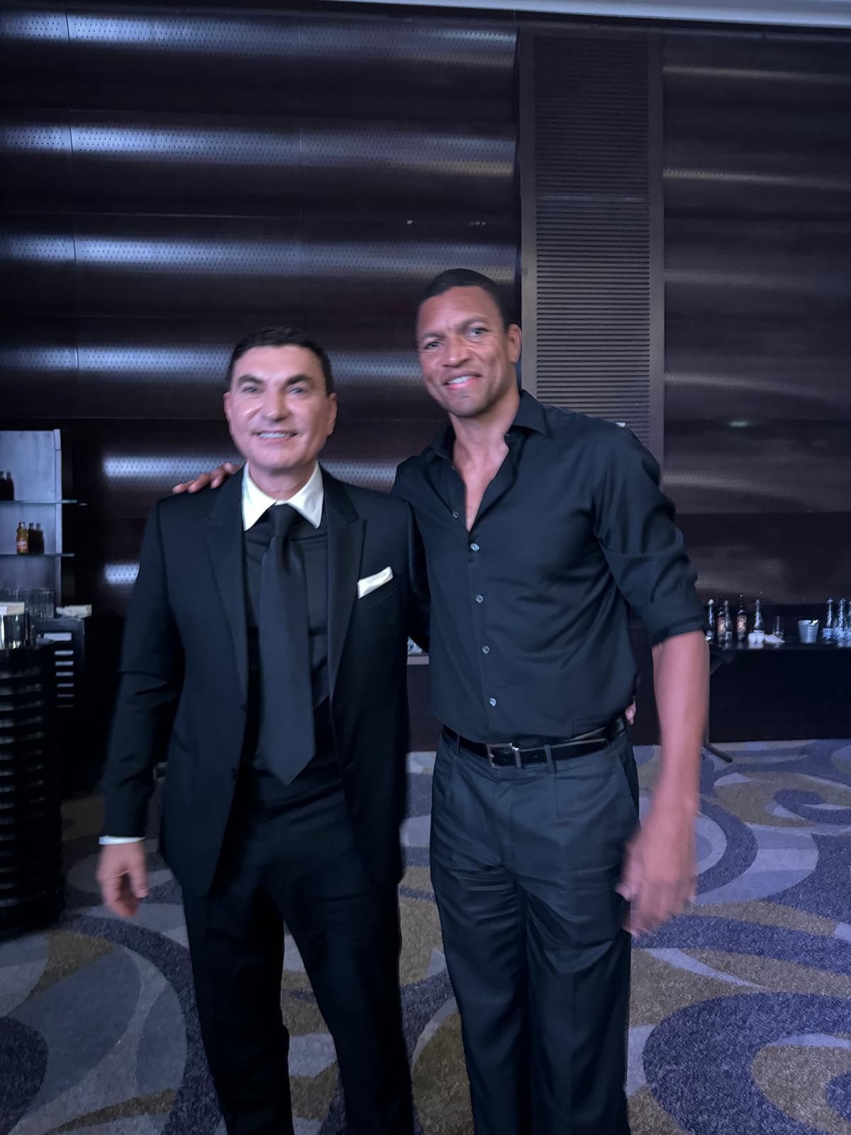 „Ai bani” » Cristi Borcea l-a impresionat pe Mourinho cu suma pe care a cheltuit-o la dineul Generației de Aur