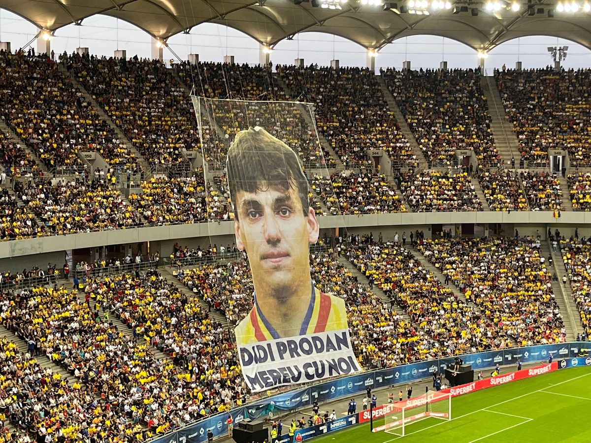 Coregrafie cu Daniel Prodan în meciul de retragere al Generației de Aur