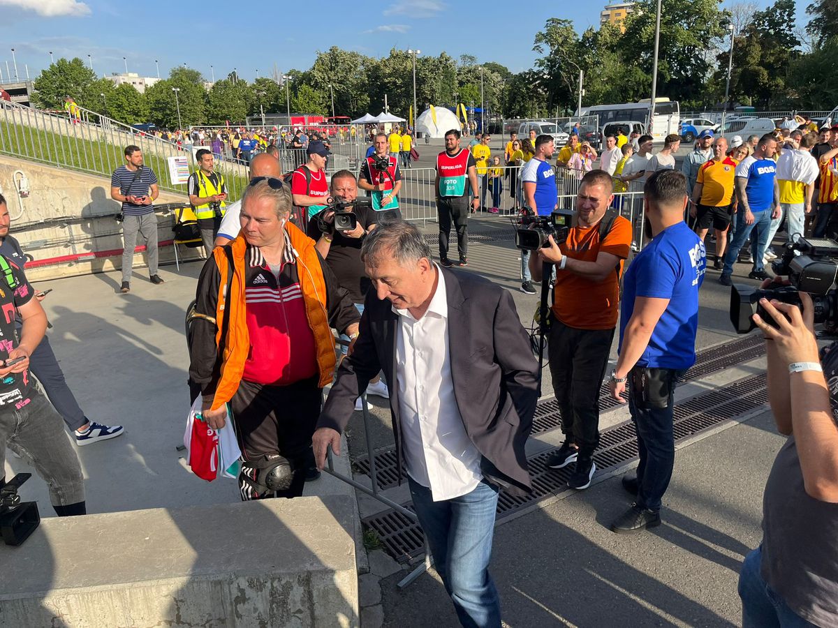 Membrii Generației de Aur și echipa legendelor au sosit pe Arena Națională