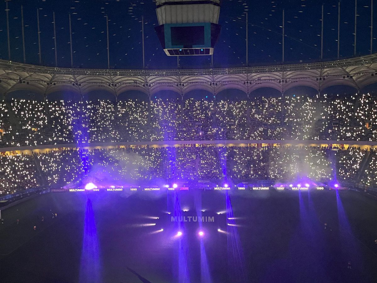 Primire de gală pentru Generația de Aur » Scenografie spectaculoasă afișată pe Arena Națională și spectacol de lumini la pauza meciului