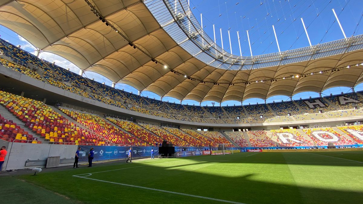 Imagini cu cozile formate dinaintea meciului Generația de Aur – Legendele Lumii