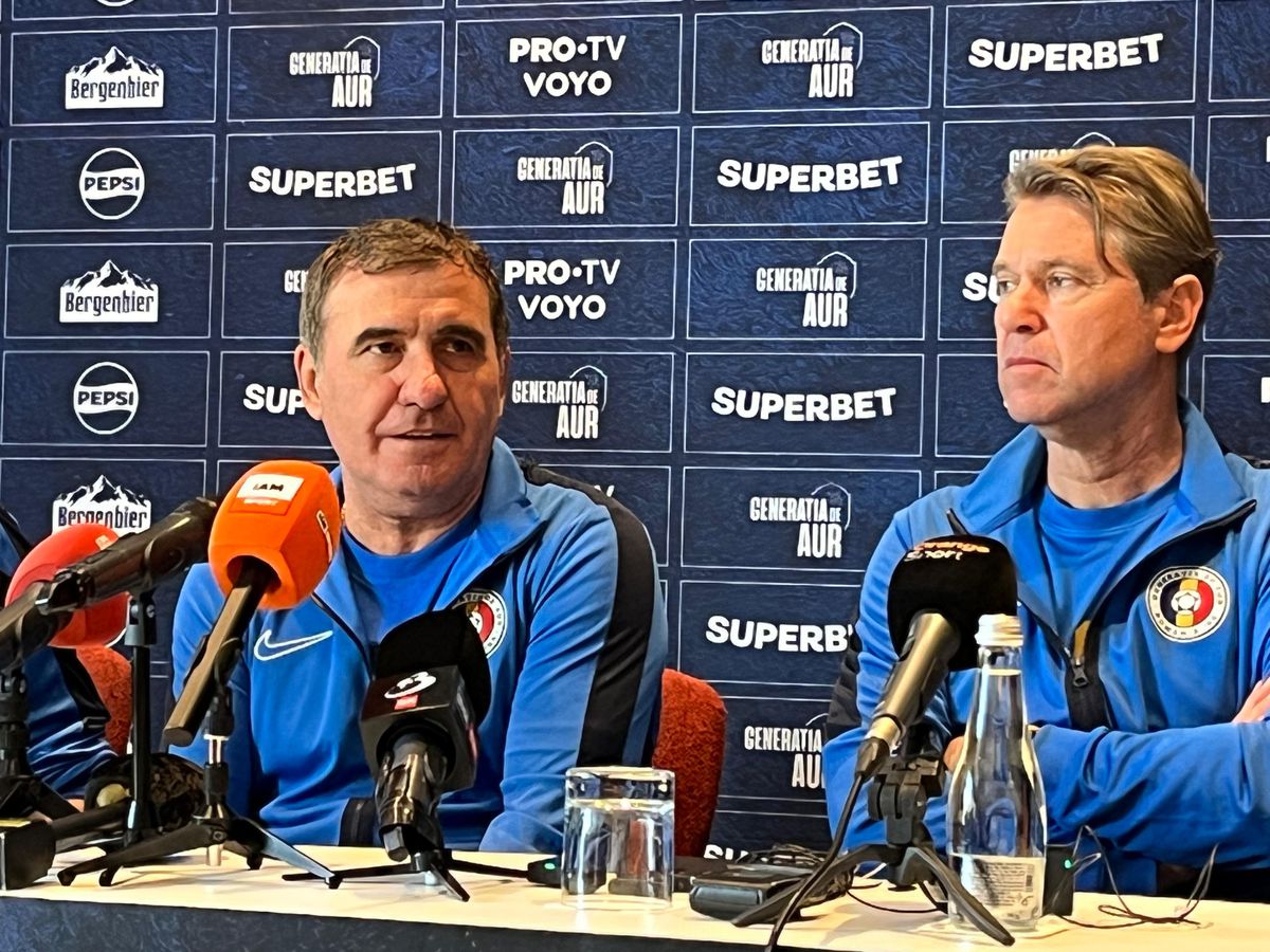 Generația de Aur, show și la microfon » Hagi, Petrescu și Lăcătuș s-au întrecut în glume: „Cine a petrecut până la 3:00 nu mai joacă!”. Răducioiu, emoționat până la lacrimi: „Oameni buni...”